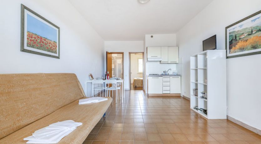 Photo of Elbamar Lacona II