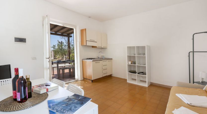 Photo of Elbamar Lacona II