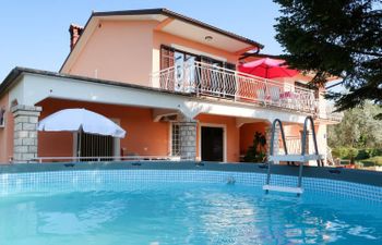 Mirjana (LBN312) Apartment 2 Holiday Home