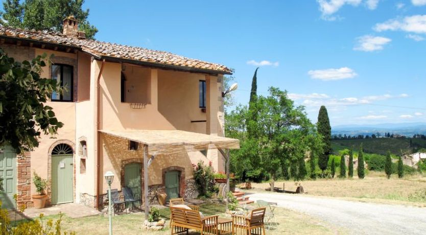 Photo of Fattoria di Fugnano Apartment 2