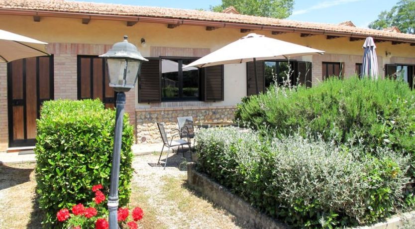 Photo of Fattoria di Fugnano Apartment 3