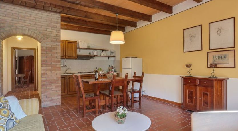 Photo of Fattoria di Fugnano Apartment 3