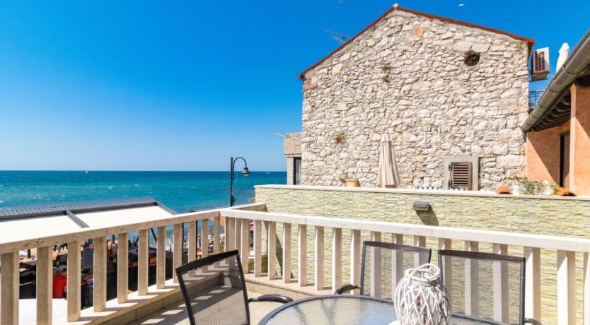 Photo of Antonella & Napoletano Apartment 3