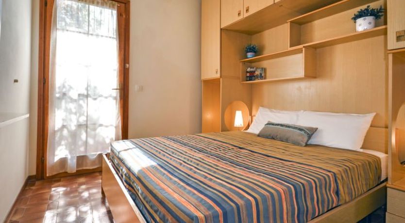 Photo of Dora & Le Pinetine (BIB675)