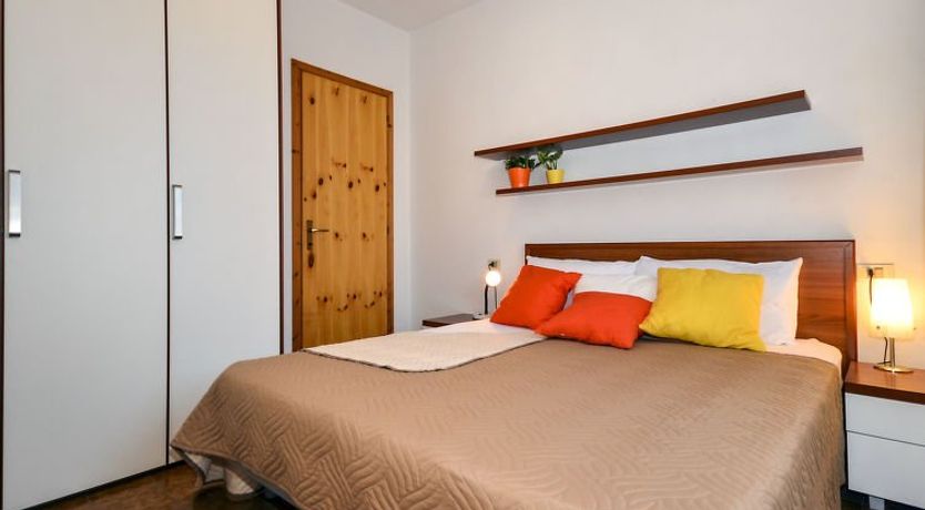 Photo of Dora & Le Pinetine (BIB675)