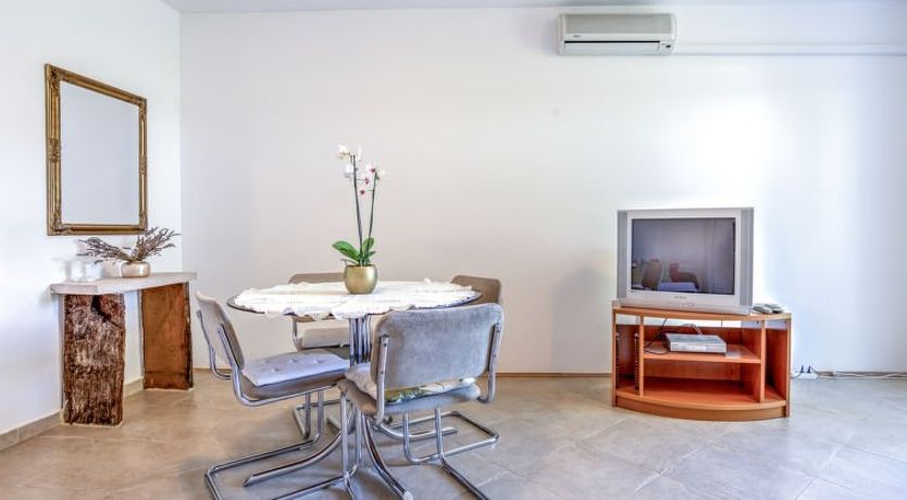 Photo of File Apartment 6