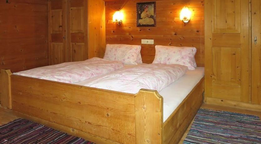 Photo of Hexenh&auml;usl