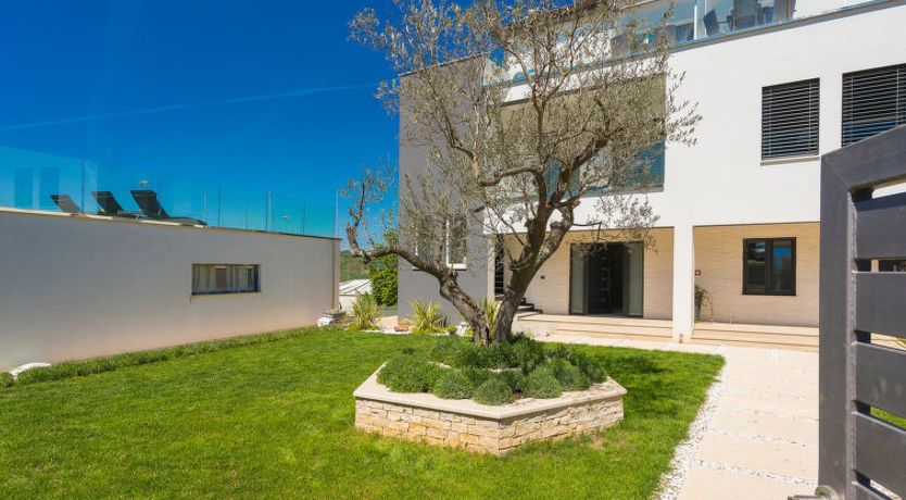 Photo of La Mer Apartment 2