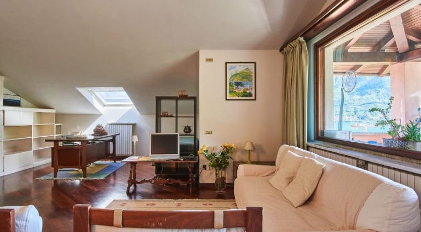 Photo of Terrazzo fiorito