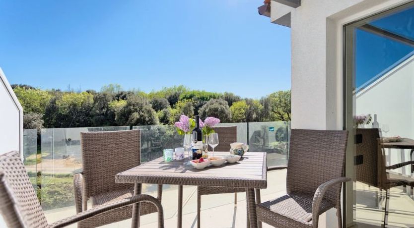 Photo of La Mer Apartment 4