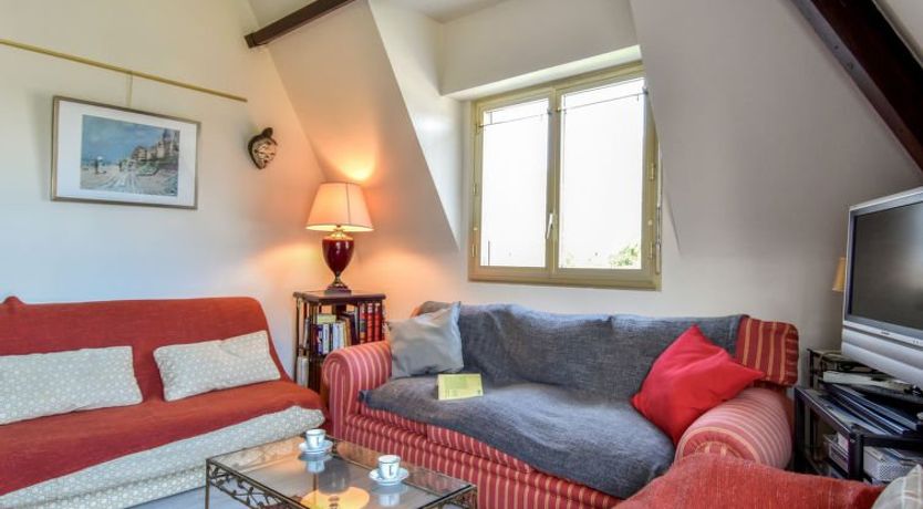 Photo of Marie Antoinette Apartment 2