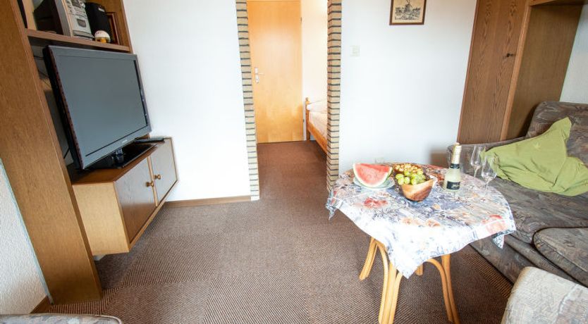 Photo of Dehne Apartment 4