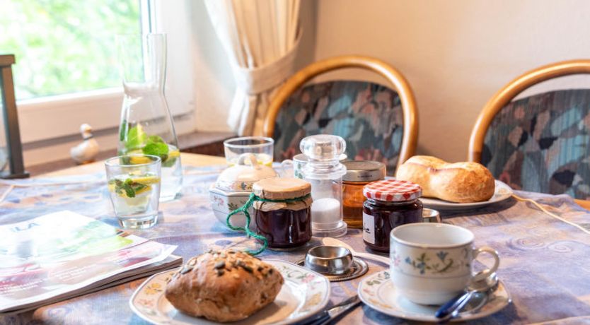 Photo of Dehne Apartment 4