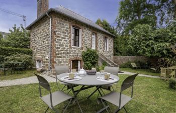 Les Tourelles Holiday Home