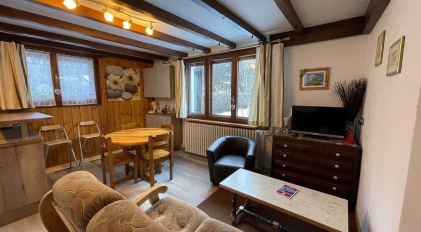 Photo of Maison Novel