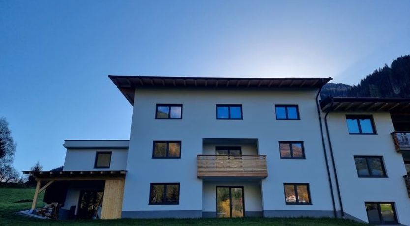 Photo of Leo Apartment 2