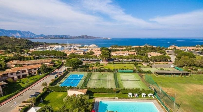 Photo of House Boat Large Holiday Home 3