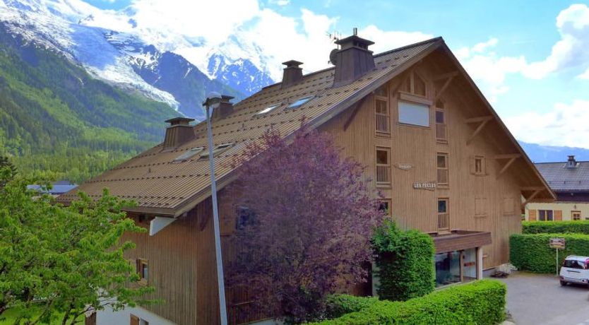 Photo of Les Pècles