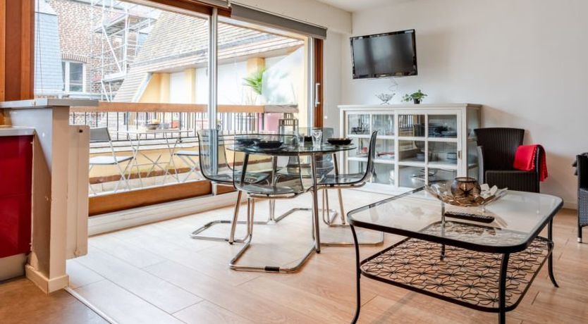 Photo of Les Cigognes