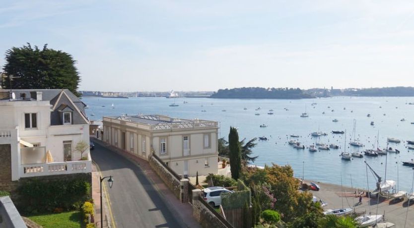 Photo of Le Beauvoir Rose