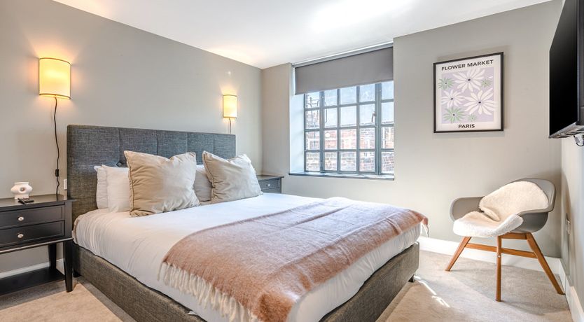 Photo of Bull Inn a China Shop