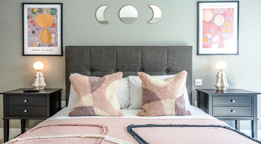 Photo of Bull Inn a China Shop