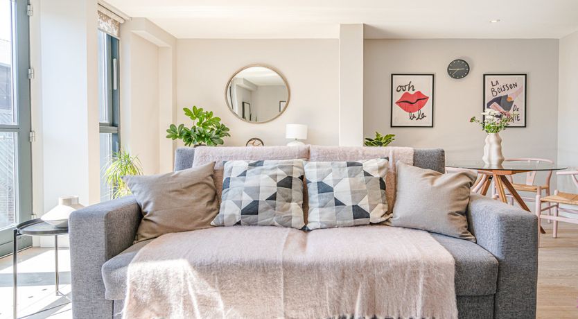 Photo of Bull Inn a China Shop