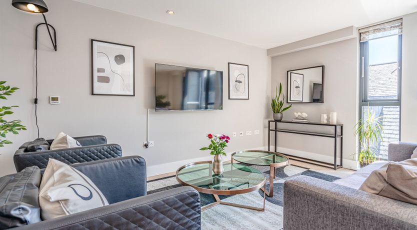 Photo of Bull Inn a China Shop