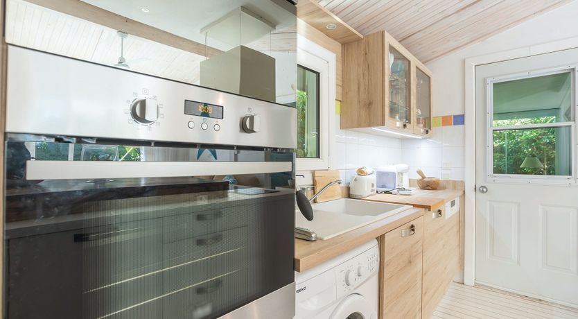 Photo of Driftwood & Rosé