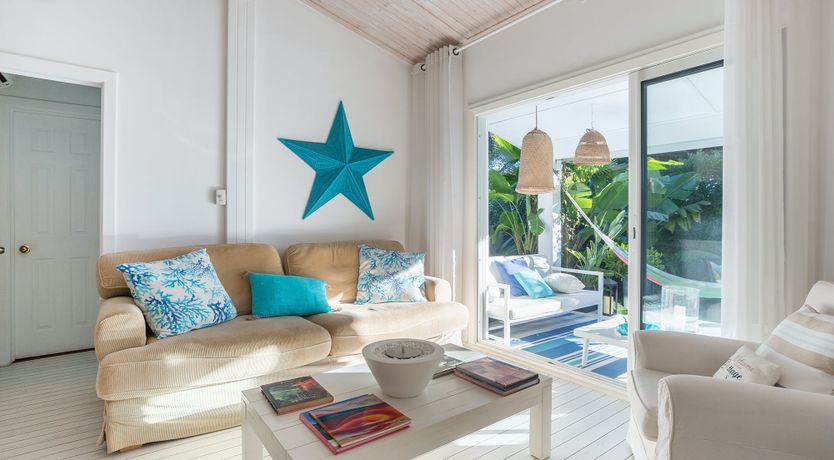 Photo of Driftwood & Rosé