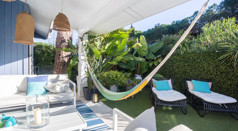 Photo of Driftwood & Rosé