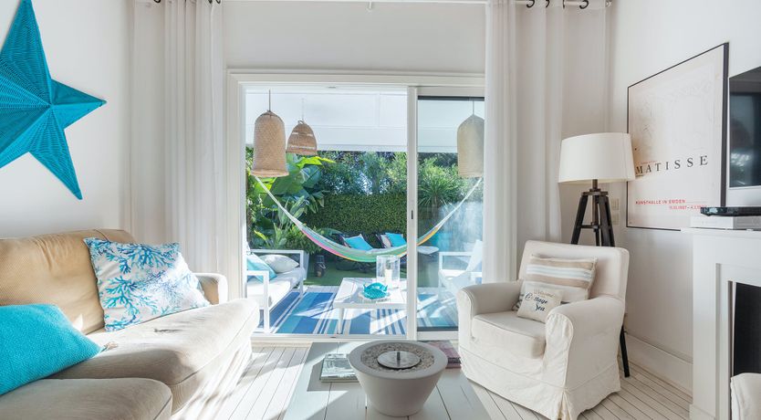 Photo of Driftwood & Rosé