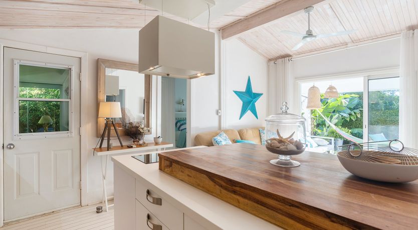 Photo of Driftwood & Rosé