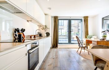 Vesper Martini Apartment