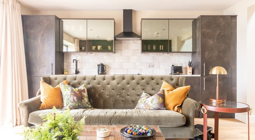 Photo of Look of Luxe