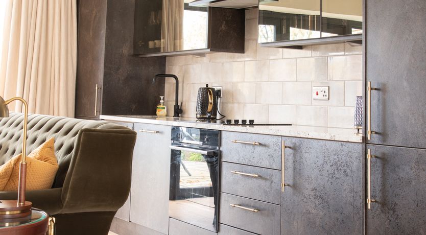 Photo of Look of Luxe