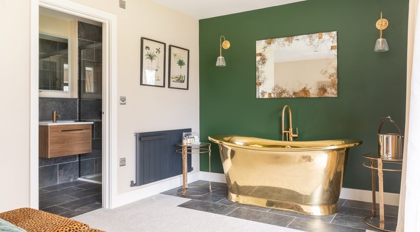 Photo of Look of Luxe