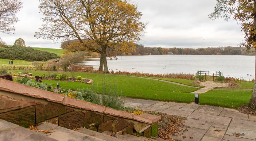 Photo of Look of Luxe