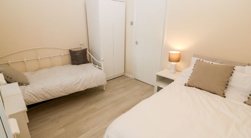 Photo of Llewoc Cuddfan