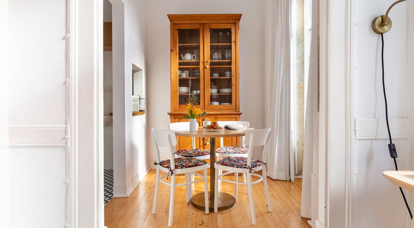 Photo of Linda Avenida