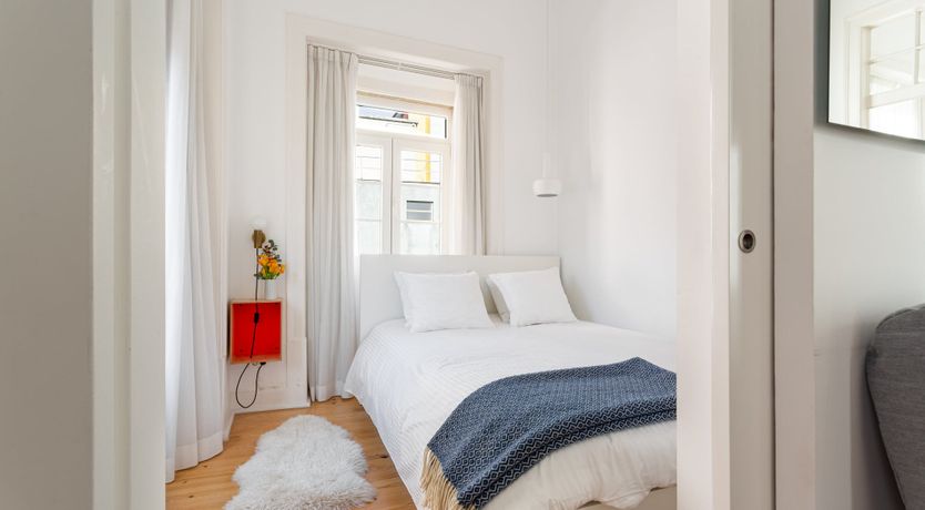 Photo of Linda Avenida