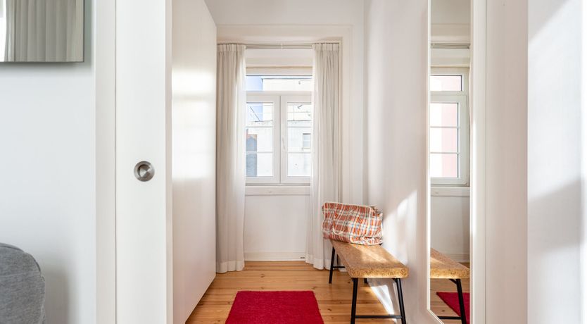 Photo of Linda Avenida