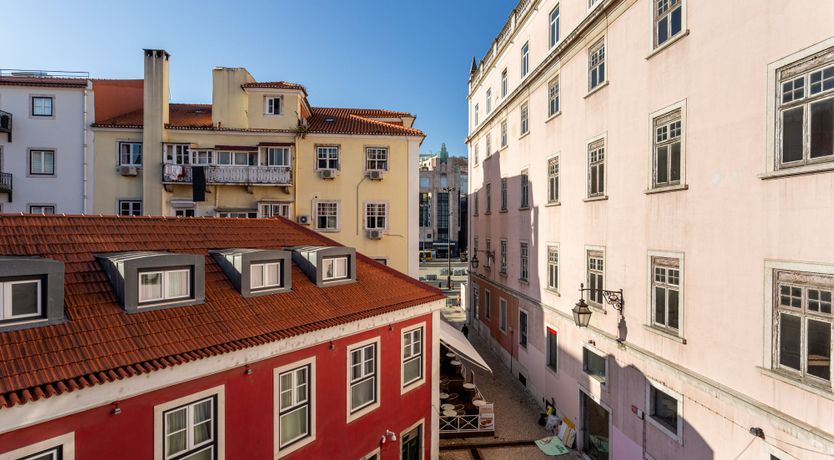 Photo of Linda Avenida