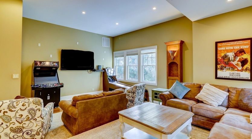 Photo of Singing Sweet Carolina