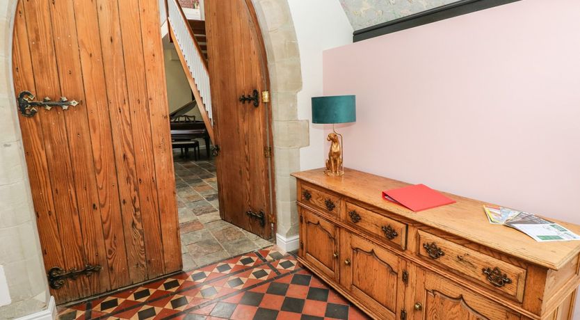 Photo of Oystermouth Chapel