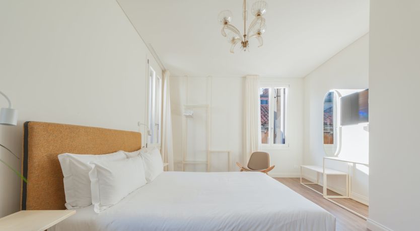 Photo of The Sun Amidst Small Stars