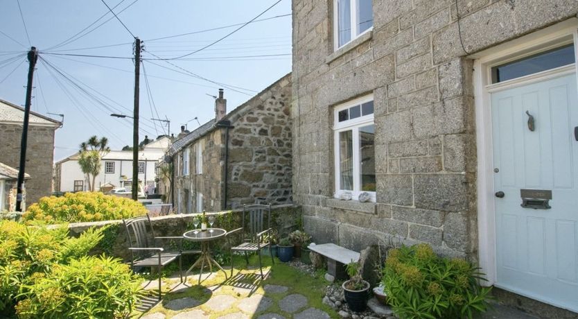 Photo of Harbour Hideaway