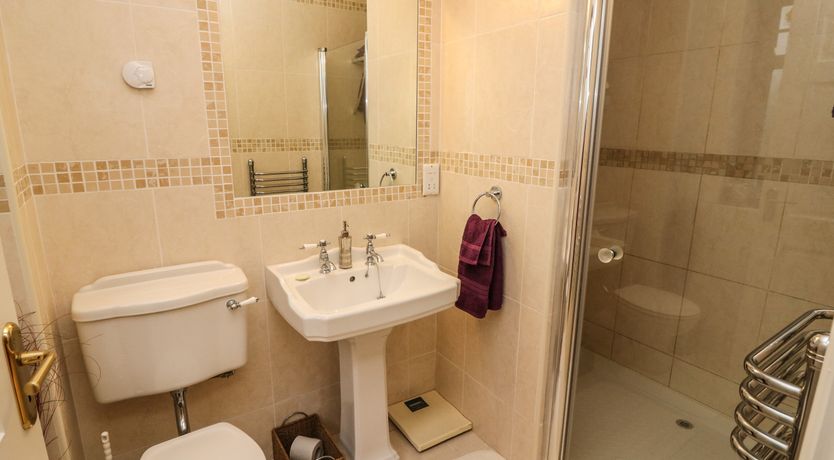 Photo of Inḃear Scéine.