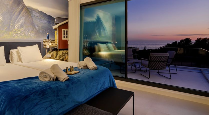 Photo of Free Fallin'