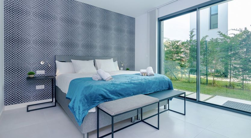 Photo of Free Fallin'